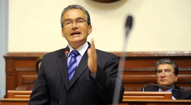 Alejandro Aguinaga, Congresista de Fuerza Popular Alejandro Aguinaga, Congresista de Fuerza Popular