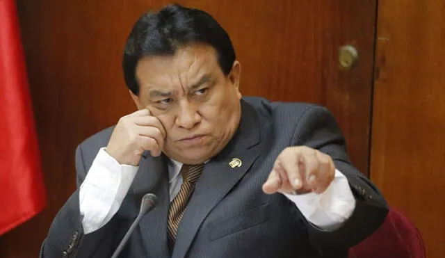 José Luna Gálvez, congresista de Podemos Perú.