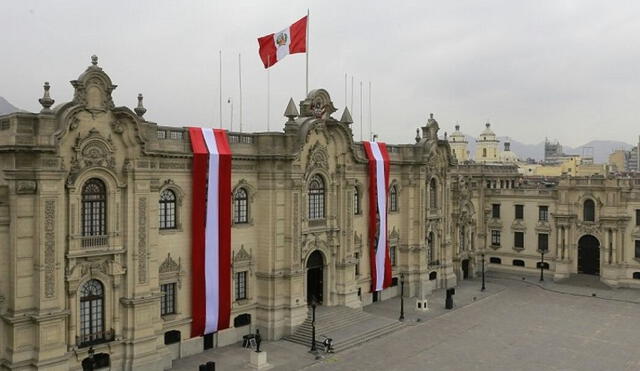 El nombre del año 2022 deberá estar consignado en los documentos oficiales. El nombre del año 2022 deberá estar consignado en los documentos oficiales.