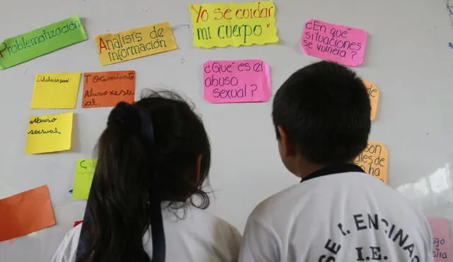 El proyecto del congresista Medina, busca que los padres elaboren materiales educativos del colegio