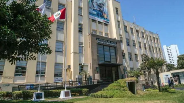 El médico cirujano López Peña asume el cargo en reemplazo de Gustavo Rossel El médico cirujano López Peña asume el cargo en reemplazo de Gustavo Rossel