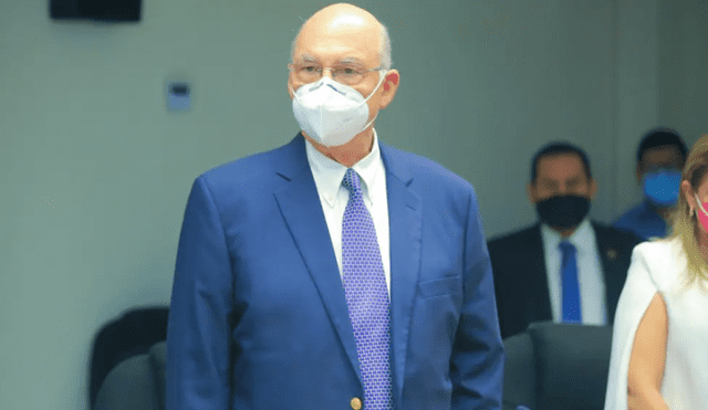 Juzgado ordena detención para expresidente de El Salvador, Alfredo Cristiani