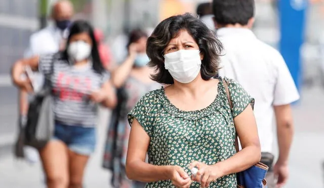 La población peruana seguirá utilizando mascarillas durante olas de contagios. La población peruana seguirá utilizando mascarillas durante olas de contagios.