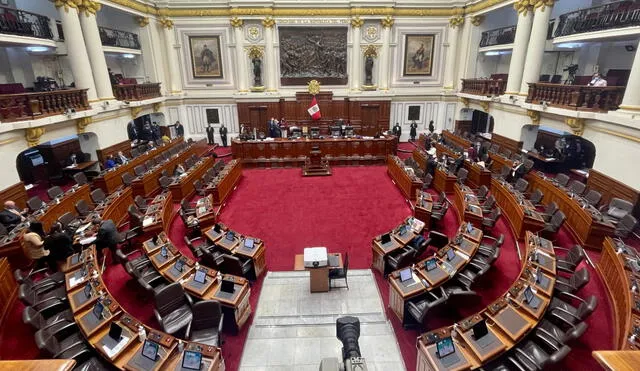 Mesa Directiva del Congreso solicitó una opinión a la Comisión de Constitución sobre la pensión vitalicia a expresidentes de la República. Mesa Directiva del Congreso solicitó una opinión a la Comisión de Constitución sobre la pensión vitalicia a expresidentes de la República.