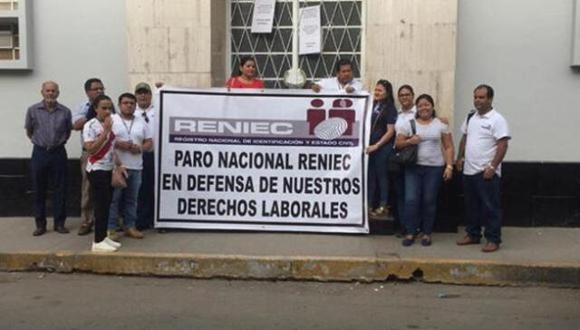 Trabajadores de Reniec en huelga por 48 horas