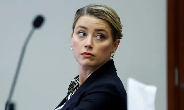<em>Amber Heard en el juicio por difamación. Foto: AFP</em>   